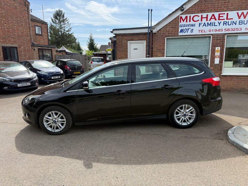 Ford Focus 1.6 Zetec Tdci Frozen White 113 Bhp White #16