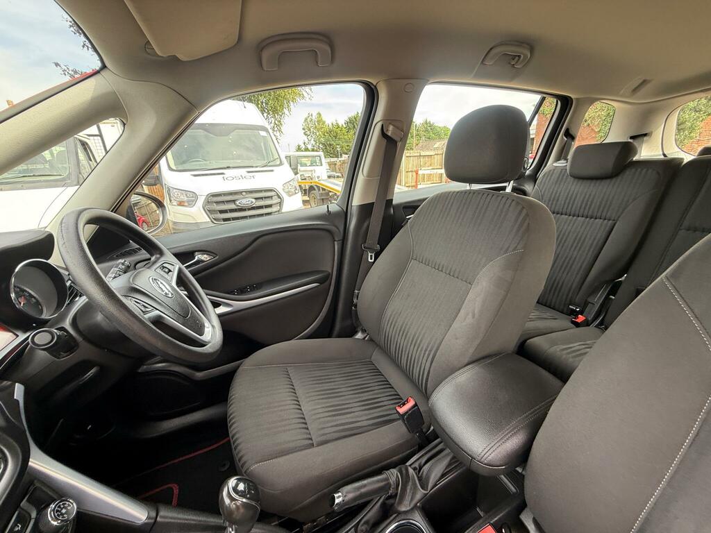 Vauxhall Zafira Tourer 1.8I Exclusiv Brown #48