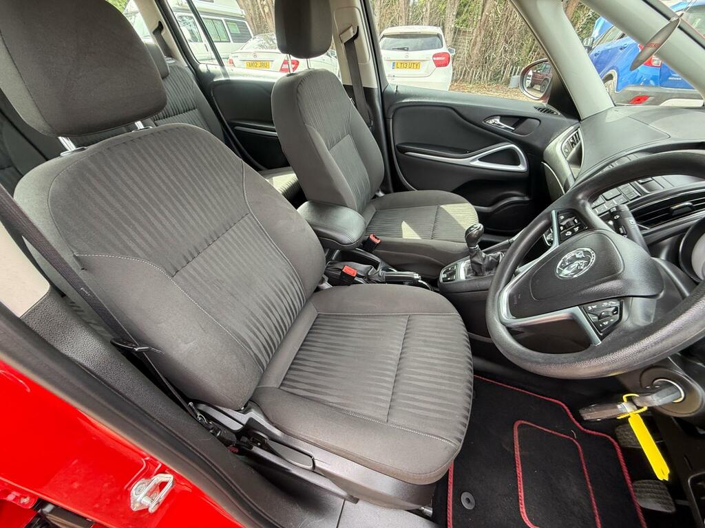 Vauxhall Zafira Tourer 1.8I Exclusiv Brown #24