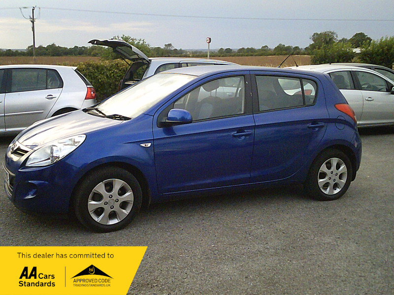 Hyundai I20 Comfort Automatic Blue #6