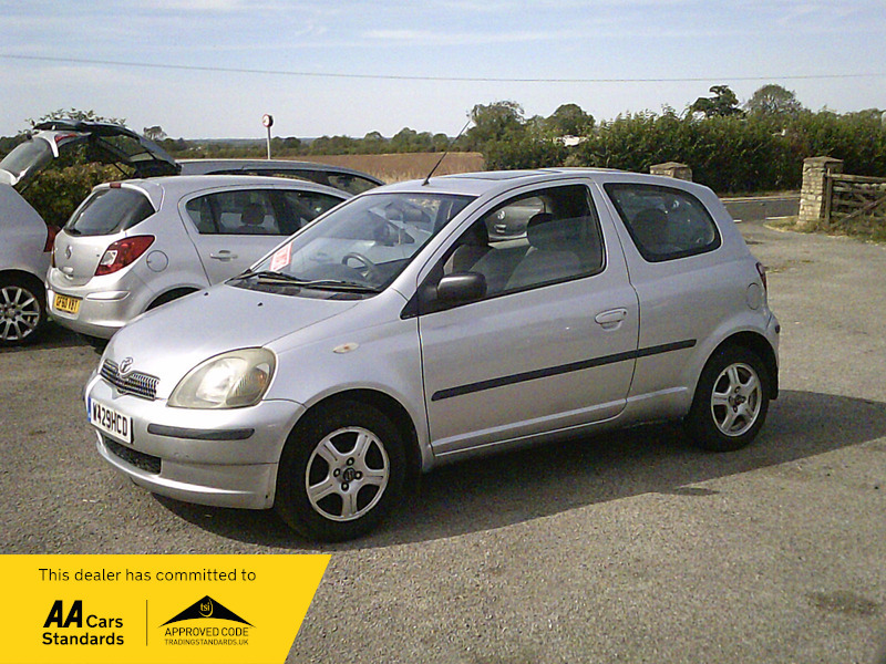 Toyota Yaris Gls Automatic Silver #5
