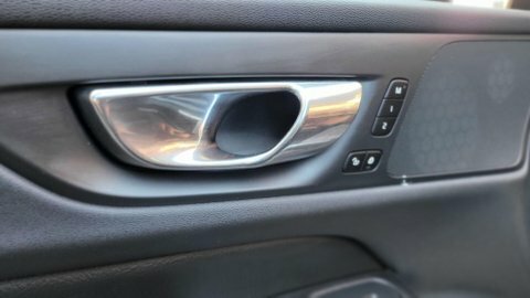 Volvo V60 Estate 2.0 Se Lux Nav D4 201565 Blue #27