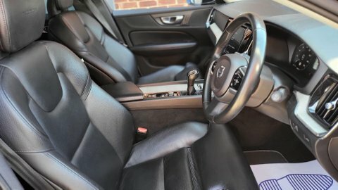 Volvo V60 Estate 2.0 Se Lux Nav D4 201565 Blue #11