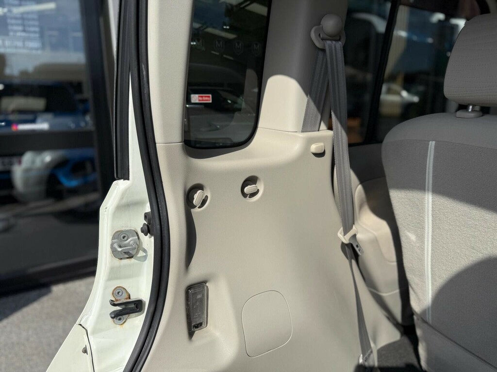 Nissan Cube  Blue #50