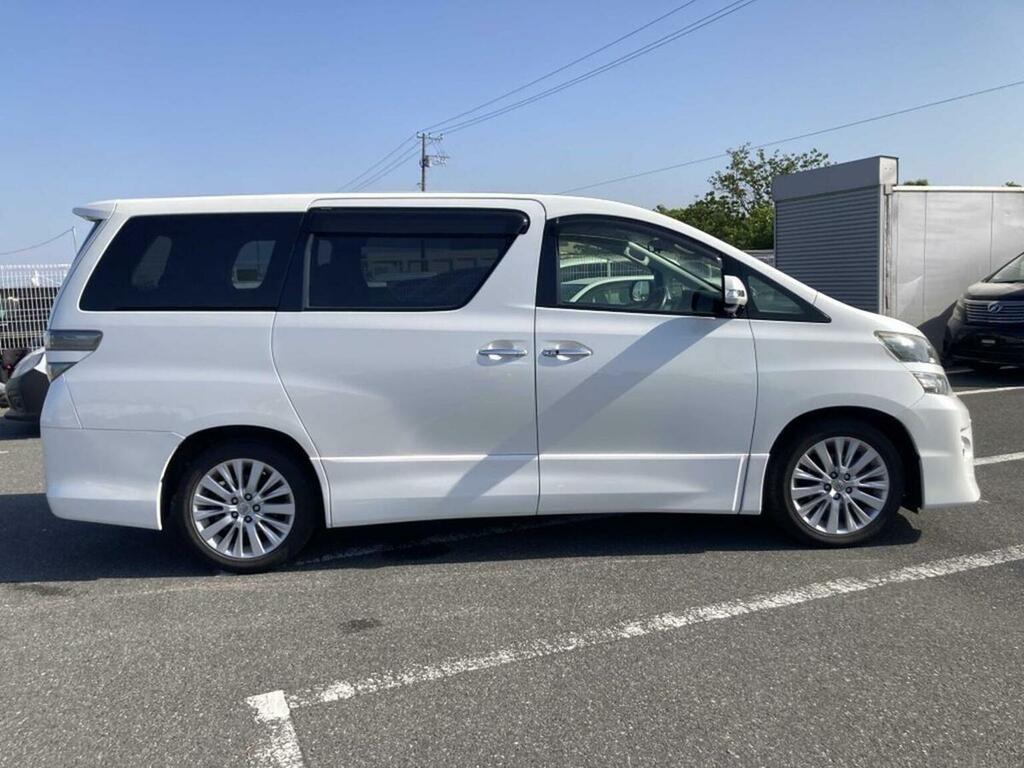 Toyota Vellfire 2.4Z 7 Seater White #4