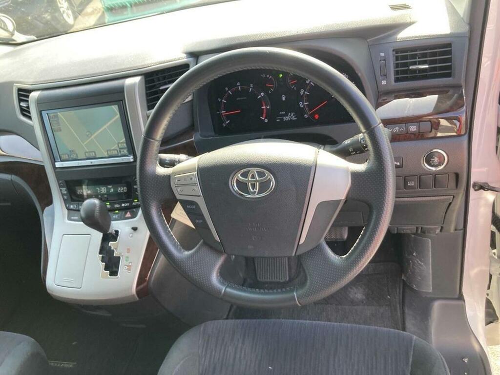 Toyota Vellfire 2.4Z 7 Seater White #2