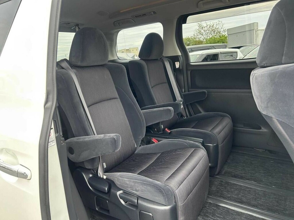 Toyota Vellfire 350 Luxury 7 Seater 3.5 Black #12