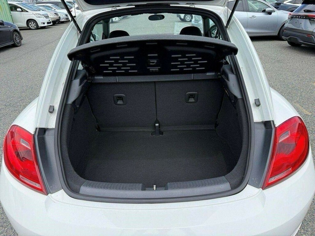 Volkswagen Beetle Sport Tdi Black #17