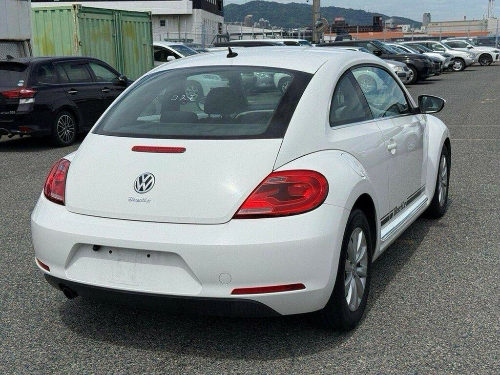 Volkswagen Beetle Sport Tdi Black #8