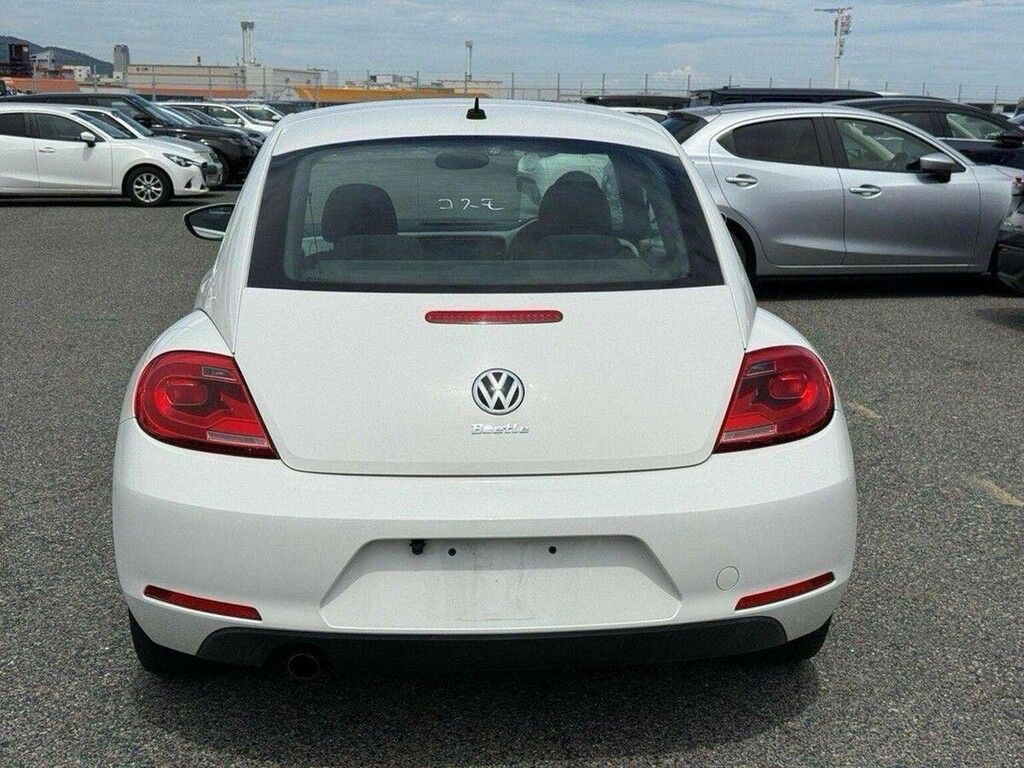 Volkswagen Beetle Sport Tdi Black #10