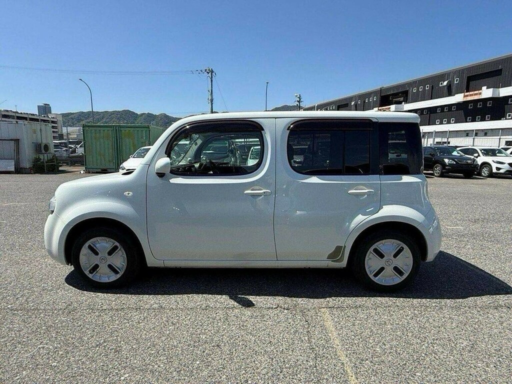 Nissan Cube 1.5 15X V Selection Cvt White #4