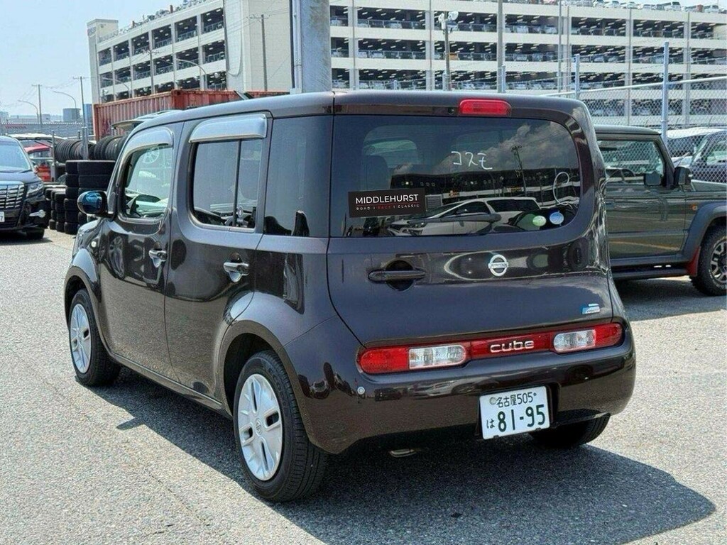 Nissan Cube 1.5 15X Indigo Plus Plasma Brown #3
