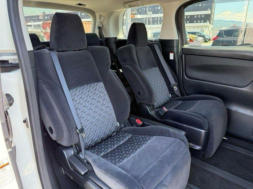 Toyota Vellfire 250X 8 Seater 64000 Car VX Present 2.5 Black #14