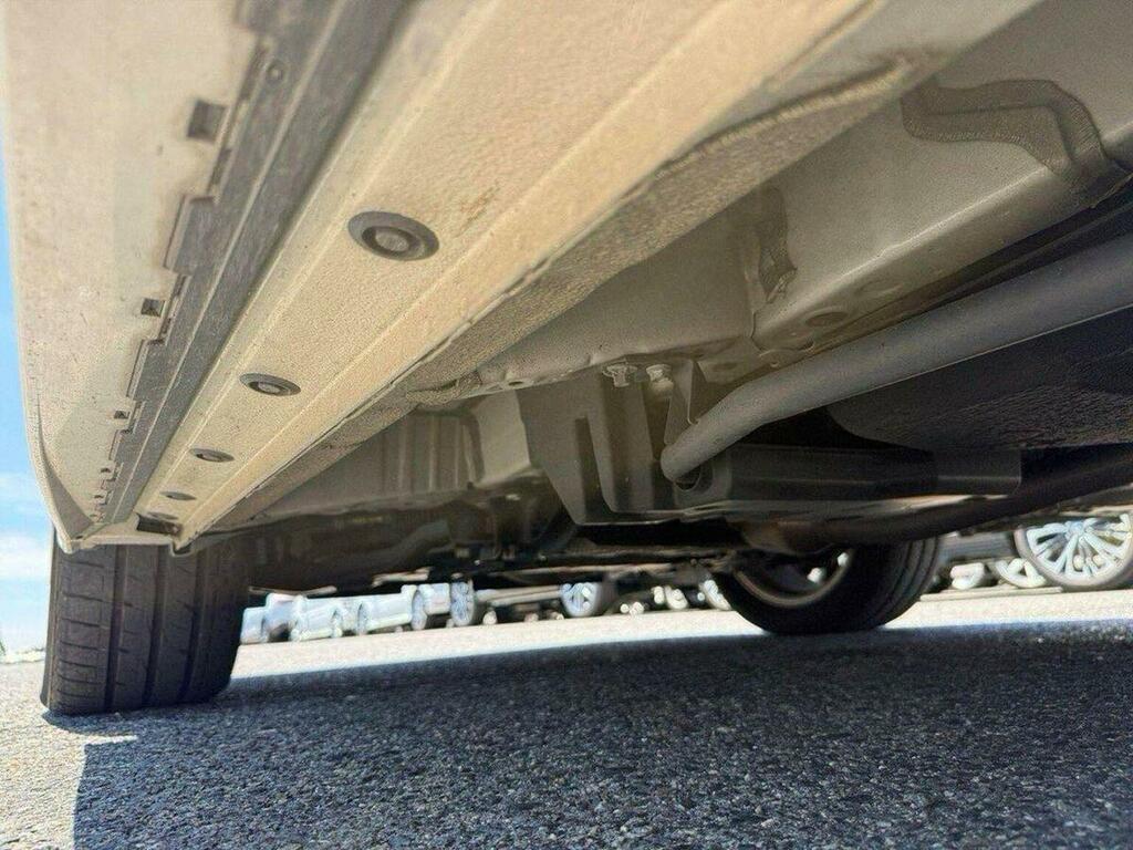 Toyota Vellfire 250X 8 Seater 64000 Car VX Present 2.5 Black #22