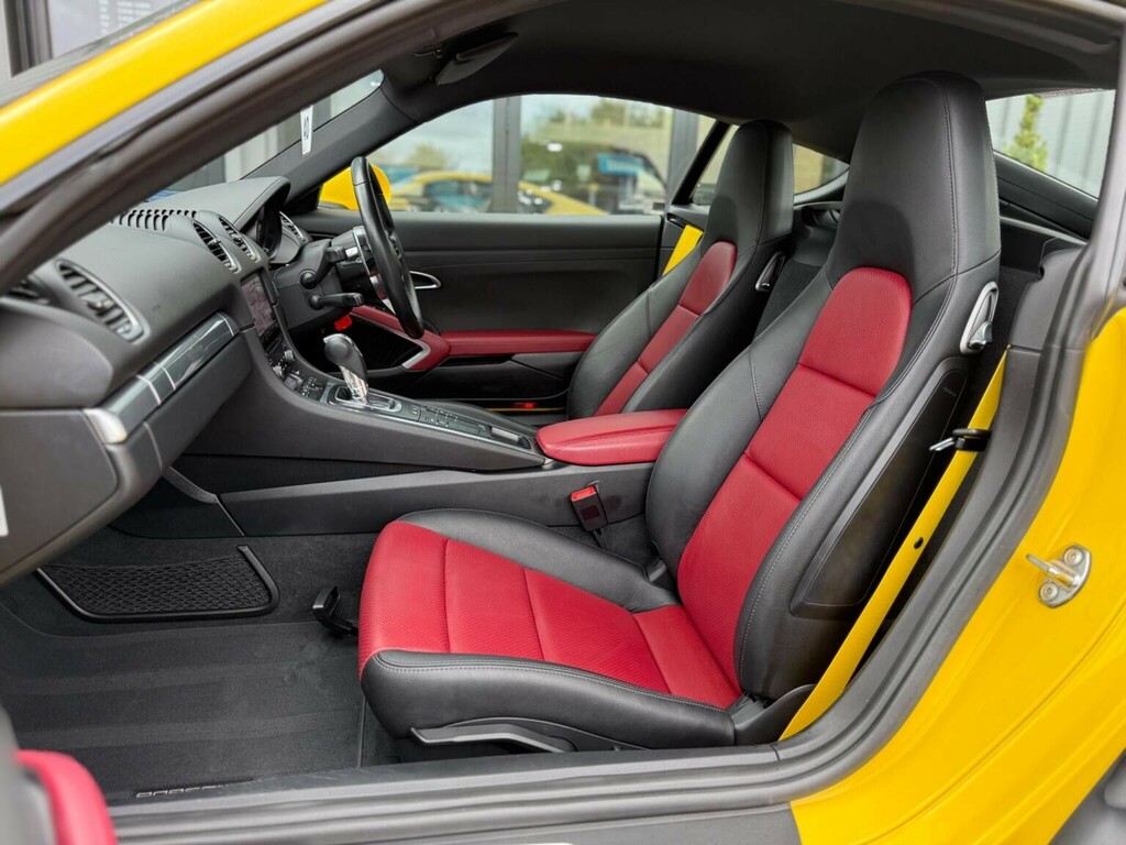 Porsche 718 Cayman Cayman T Pdk 2-Door Yellow #24