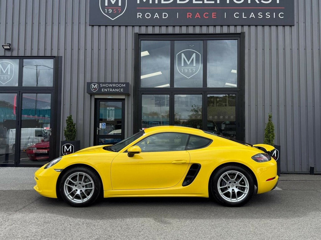 Porsche 718 Cayman Cayman T Pdk 2-Door Yellow #12