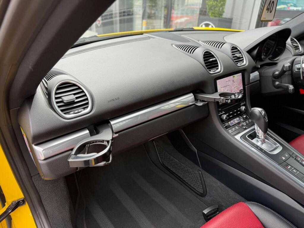 Porsche 718 Cayman Cayman T Pdk 2-Door Yellow #32