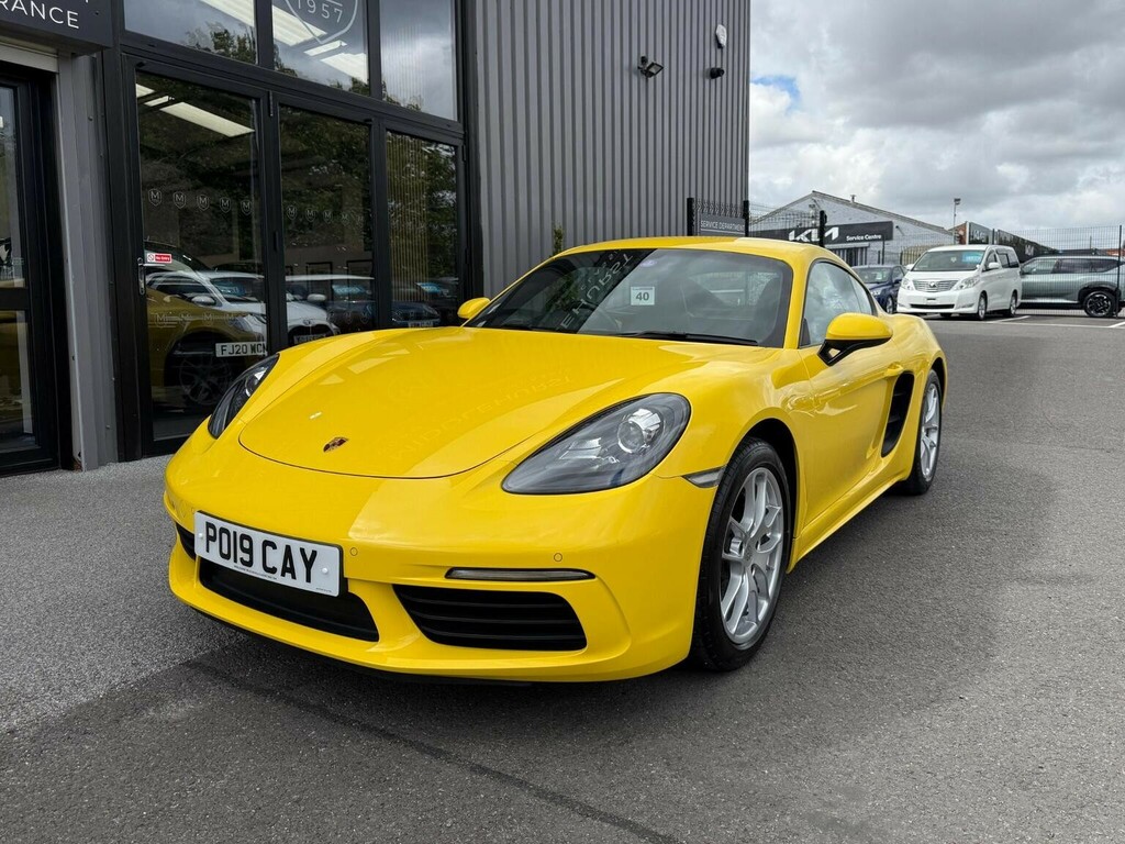 Porsche 718 Cayman Cayman T Pdk 2-Door Yellow #10