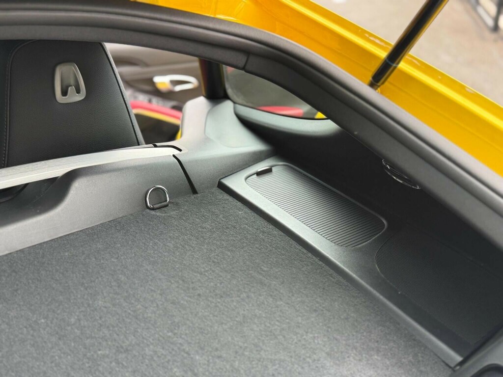 Porsche 718 Cayman Cayman T Pdk 2-Door Yellow #54