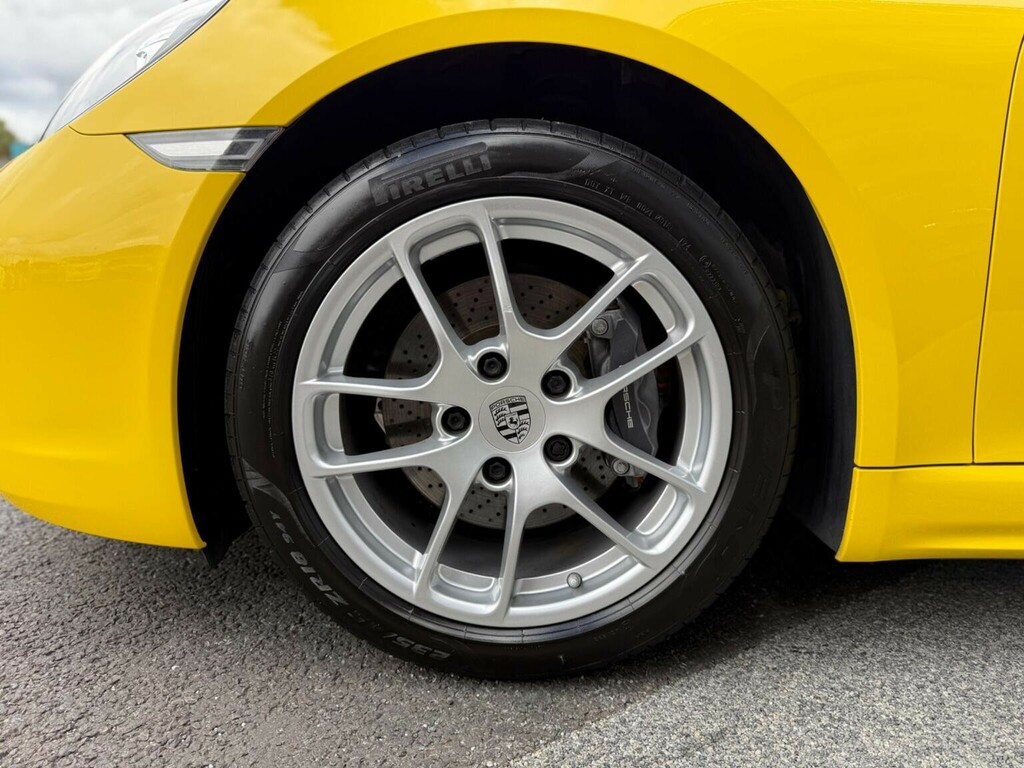 Porsche 718 Cayman Cayman T Pdk 2-Door Yellow #38