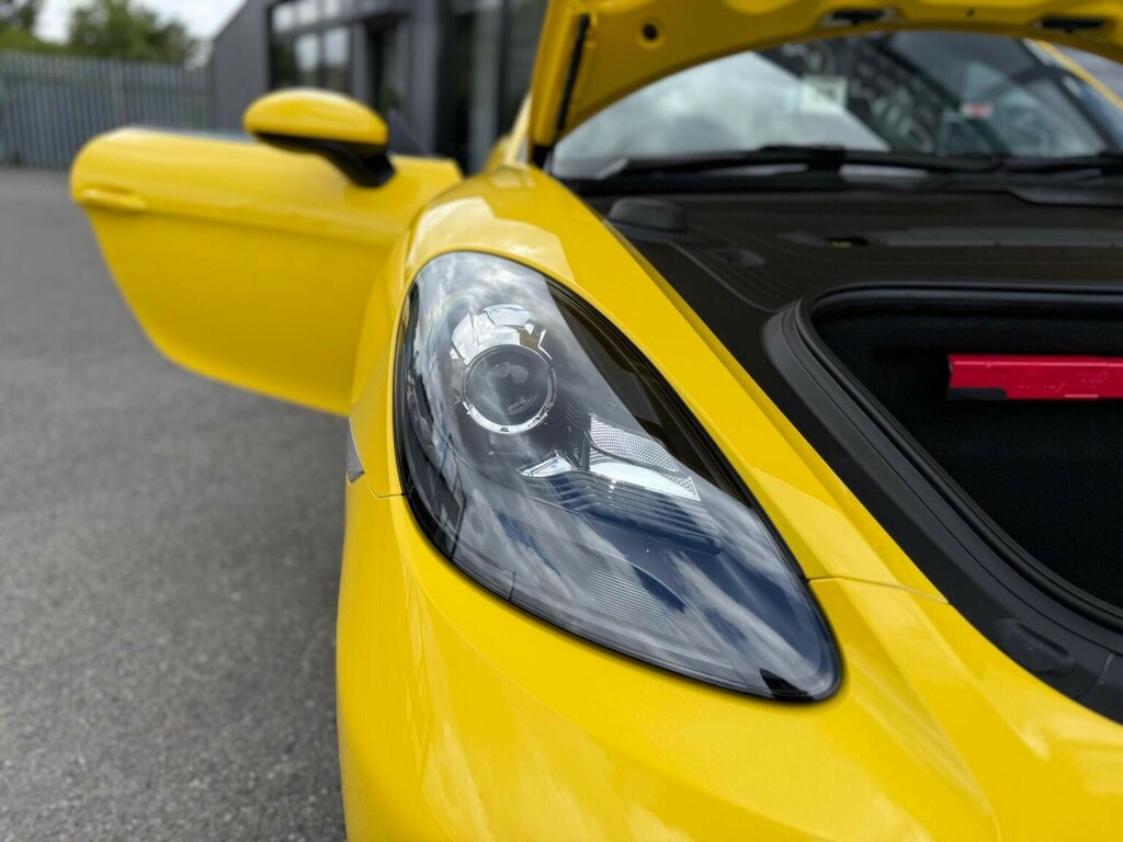 Porsche 718 Cayman Cayman T Pdk 2-Door Yellow #44