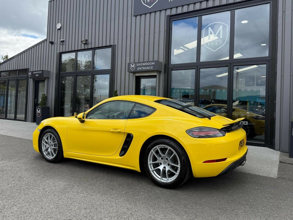 Porsche 718 Cayman Cayman T Pdk 2-Door Yellow #13
