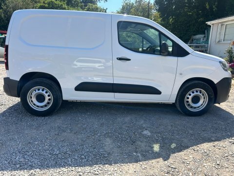 Citroen Berlingo 1.5 Bluehdi 1000 White #5