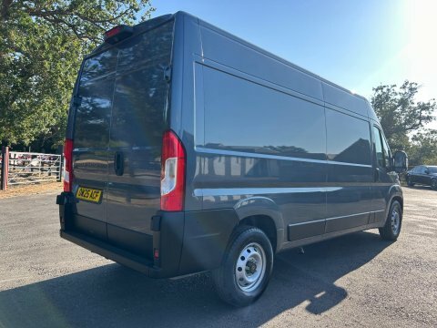Peugeot Boxer 2.2 Bluehdi 335 Grey #4