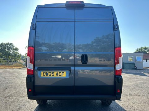 Peugeot Boxer 2.2 Bluehdi 335 Grey #3