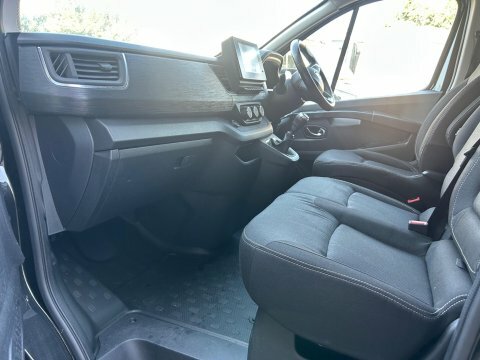 Renault Trafic 2.0 Dci Blue Black #4