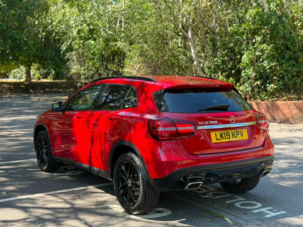 Mercedes-Benz GLA Class 1.6 Gla180 Urban Edition 7G-dct Euro 6 Ss Red #6