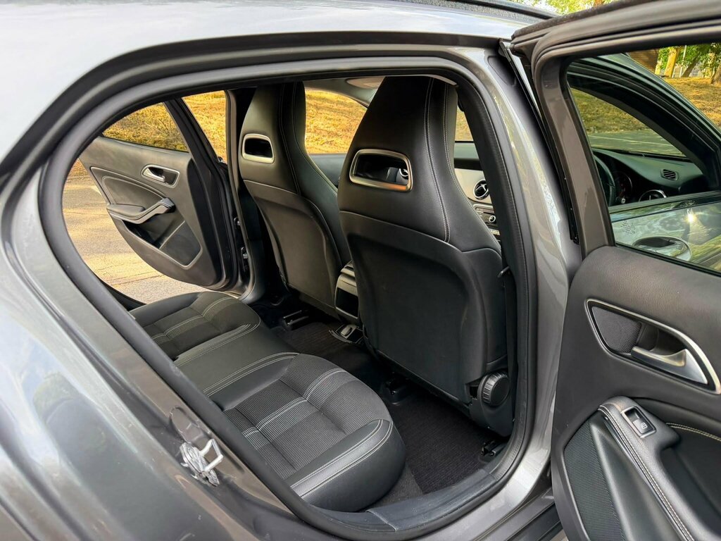 Mercedes-Benz GLA Class 1.6 Gla200 Amg Line Edition Plus 7G-dct Euro 6 Grey #17