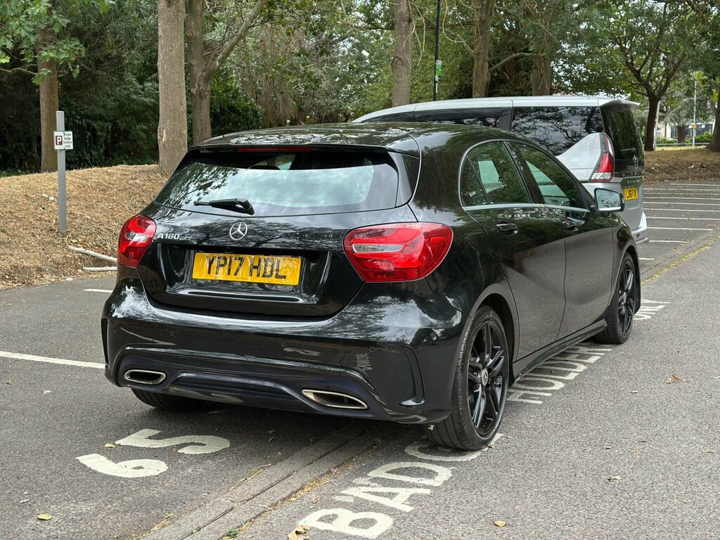 Mercedes-Benz A Class 1.6 A180 Amg Line Premium Euro 6 Ss Black #4