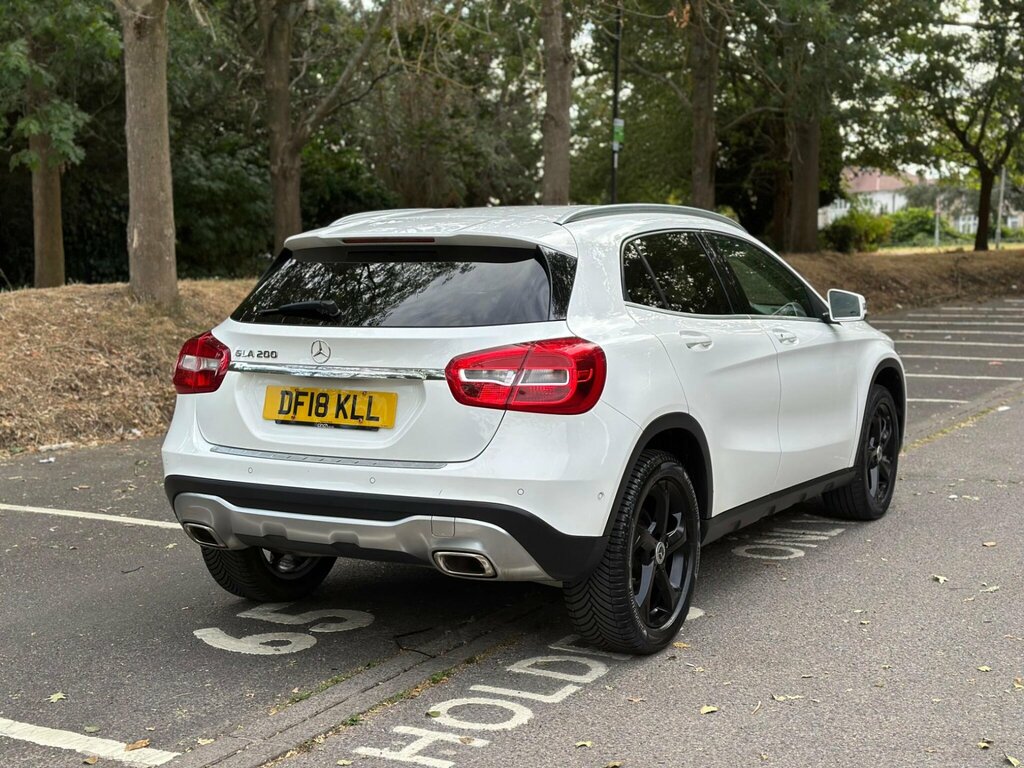 Mercedes-Benz GLA Class 1.6 Gla200 Sport Executive Euro 6 Ss White #4
