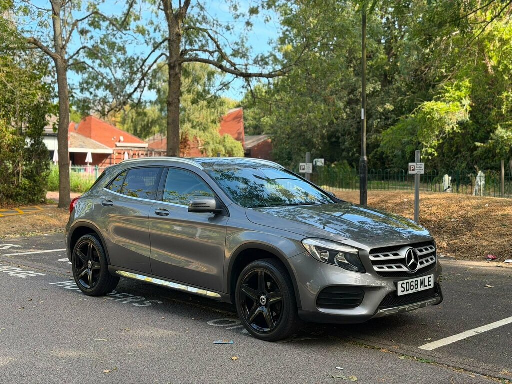 Mercedes-Benz GLA Class 1.6 Gla200 Amg Line Euro 6 Ss Grey