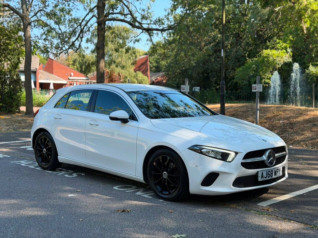 Mercedes-Benz A Class 1.5 A180d Sport Executive 7G-dct Euro 6 Ss White