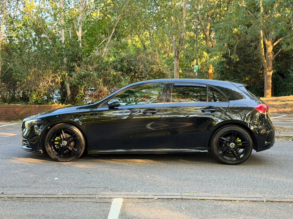 Mercedes-Benz A Class 1.5 A180d Amg Line Executive 7G-dct Euro 6 Ss Black #6