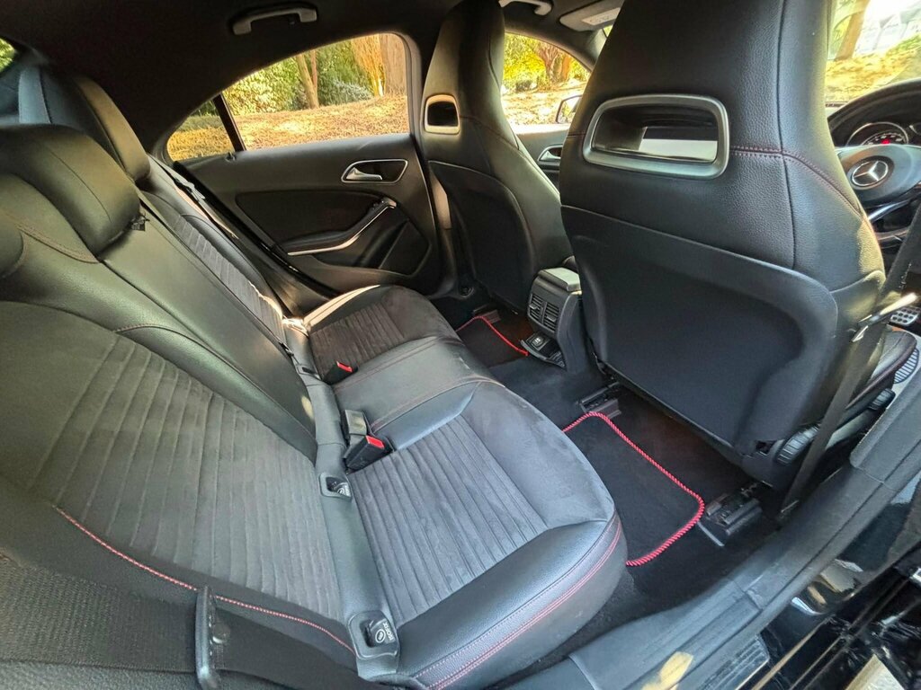 Mercedes-Benz CLA Class Saloon Cla 200 D Sport Mot February 2026 Full S Red #16