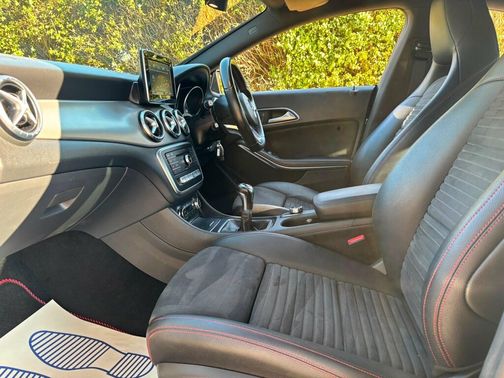 Mercedes-Benz CLA Class Saloon Cla 200 D Sport Mot February 2026 Full S Red #13