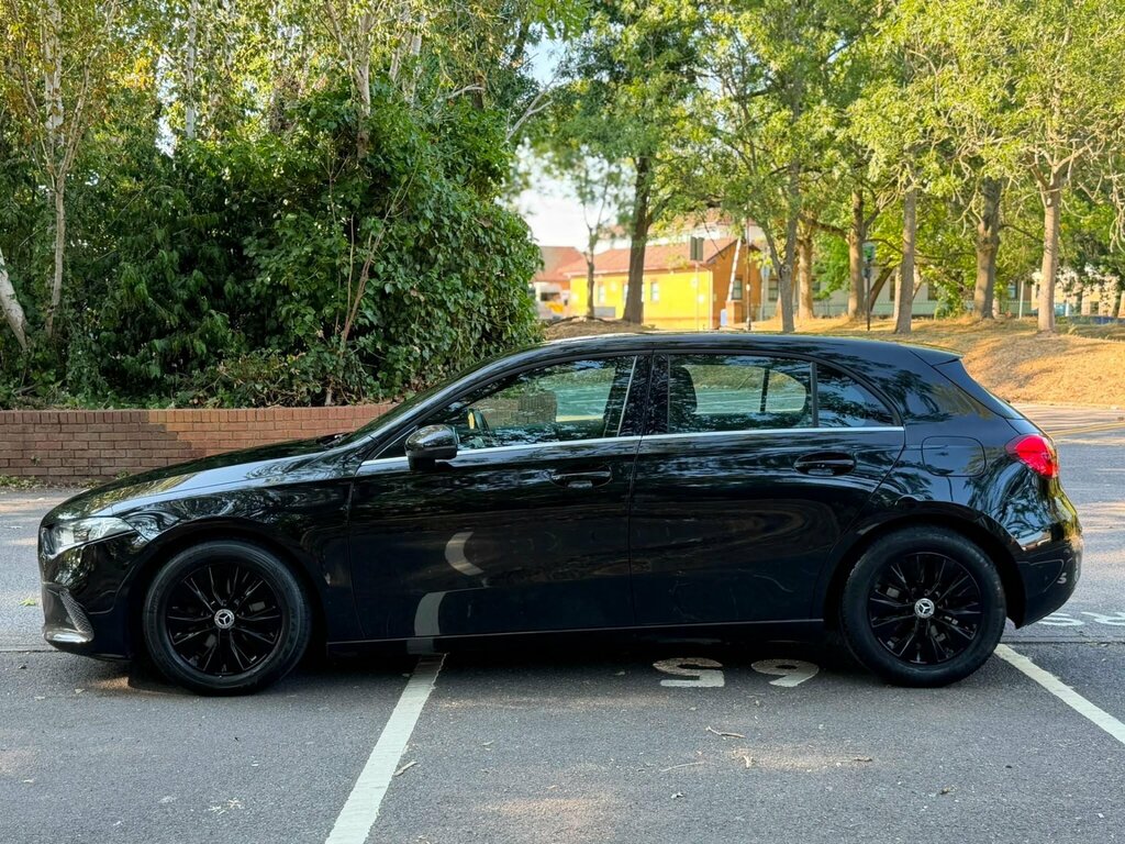 Mercedes-Benz A Class 1.3 A180 Se 7G-dct Euro 6 Ss Black #6