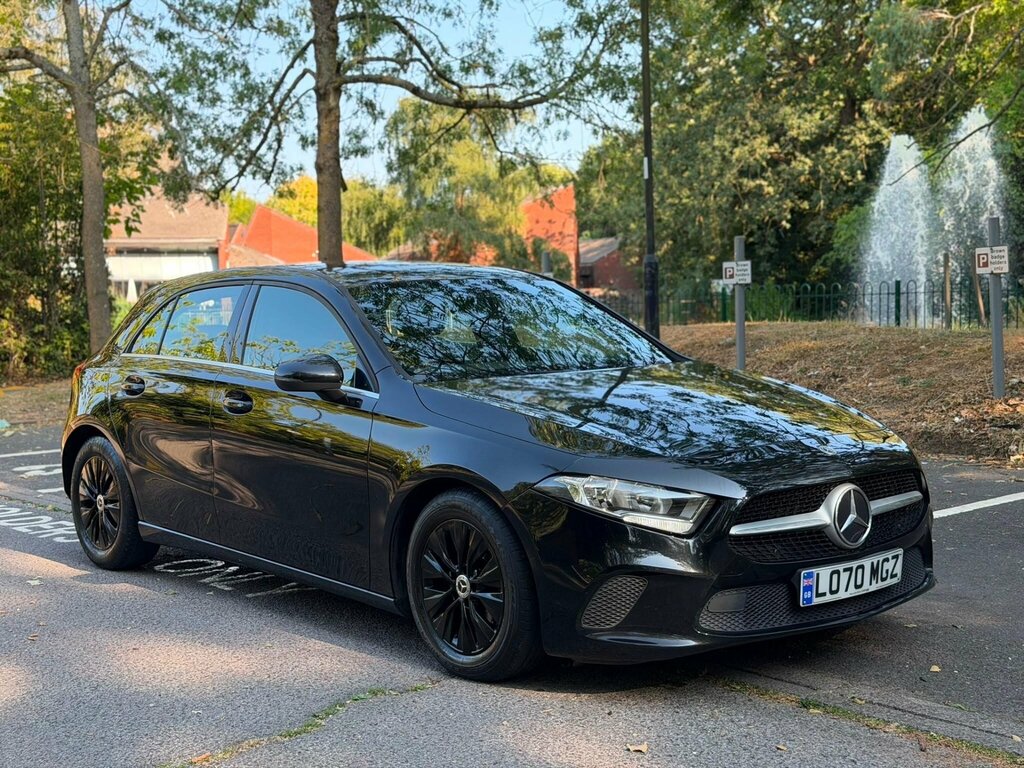 Mercedes-Benz A Class 1.3 A180 Se 7G-dct Euro 6 Ss Black
