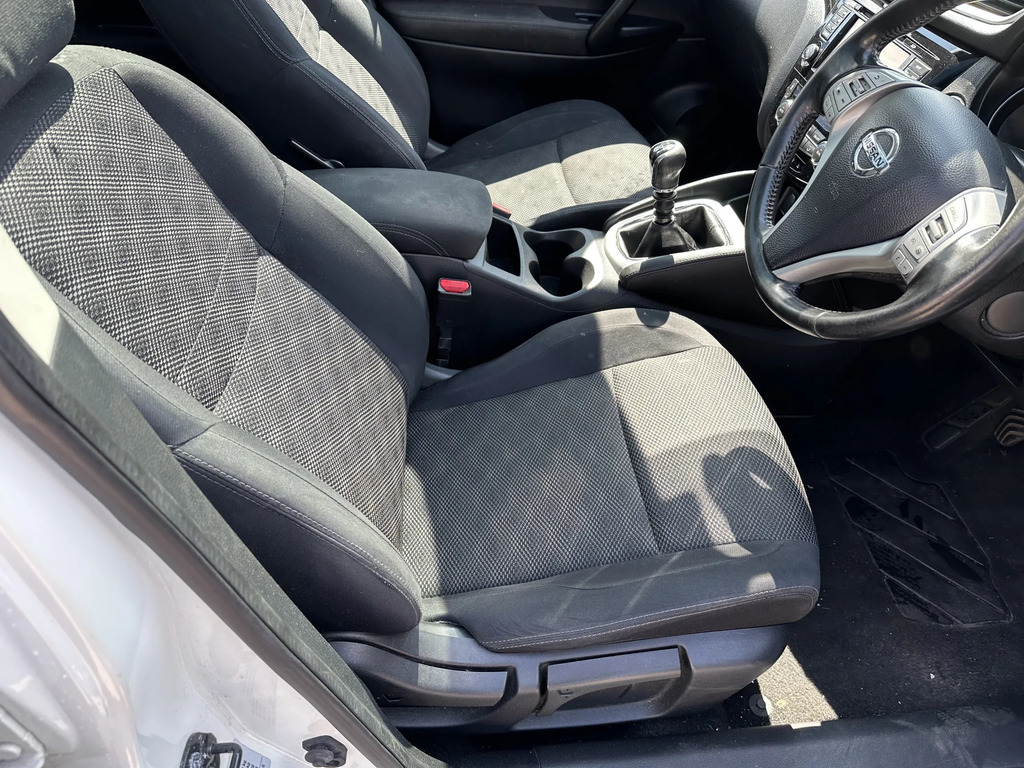 Nissan Qashqai Suv 1.5 Dci Tekna 2015 Grey #15