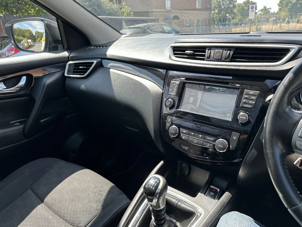 Nissan Qashqai Suv 1.5 Dci Tekna 2015 Grey #14