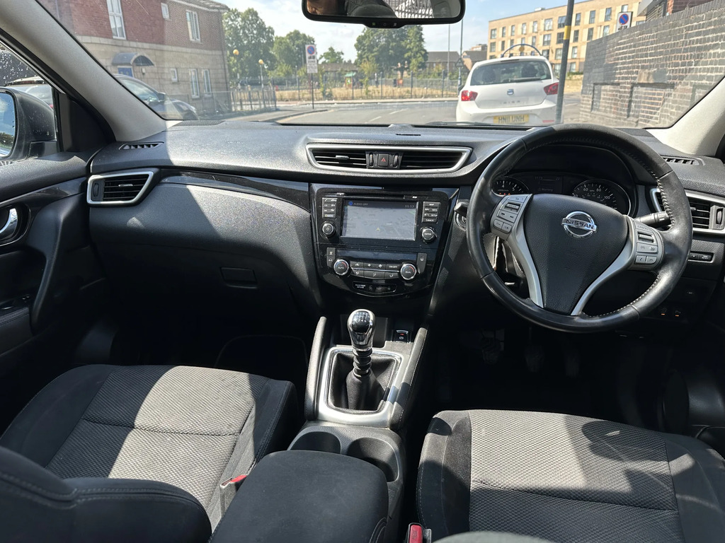 Nissan Qashqai Suv 1.5 Dci Tekna 2015 Grey #8