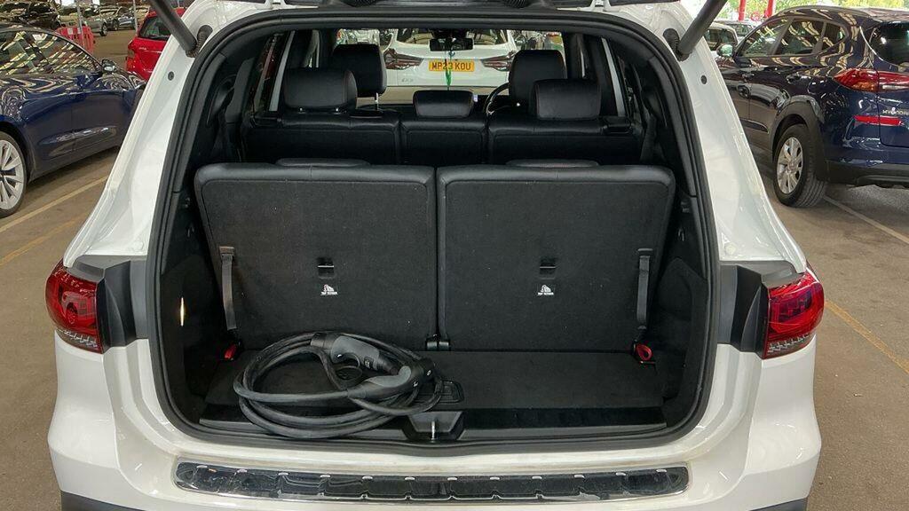 Mercedes-Benz EQB Amg Line Blue #9