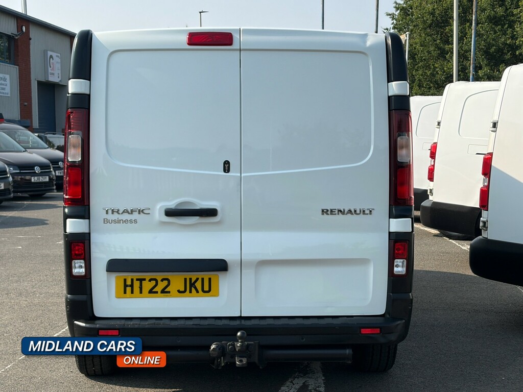 Renault Trafic Panel Van 2.0 Ll30 Blue Dci 150 Business Panel Van HT22JKU White #4