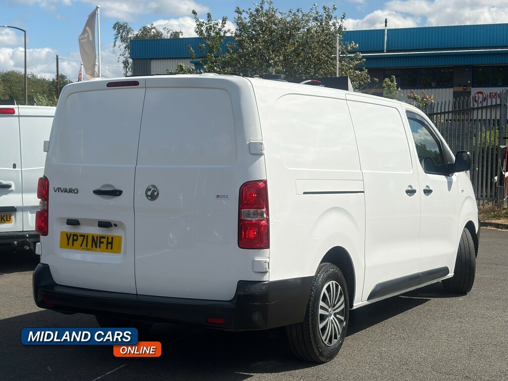 Vauxhall Vivaro 1.5 Turbo D 2900 Edition White #3