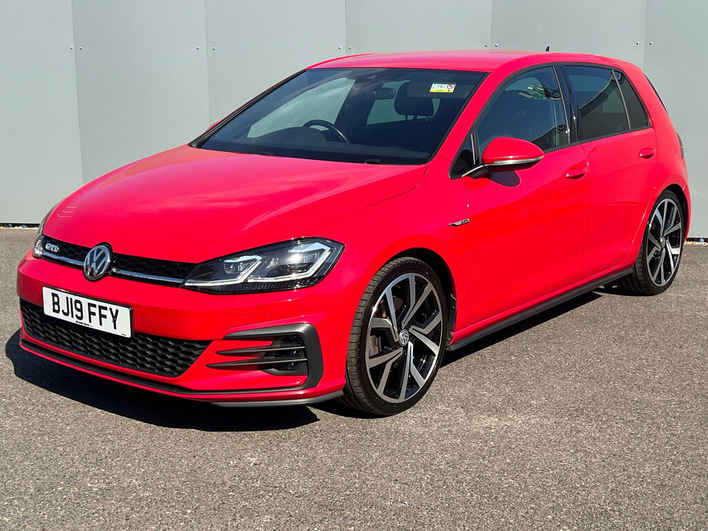 Volkswagen Golf Golf Hatchback Red #3