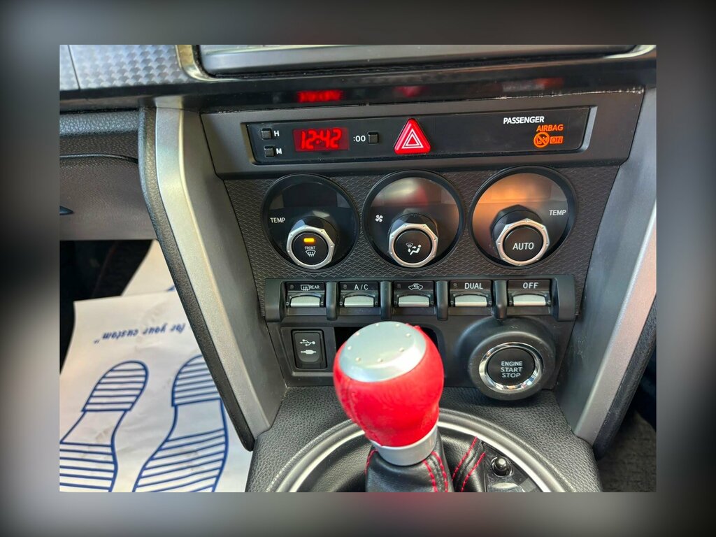 Toyota GT86 D-4s Trd Used White #13