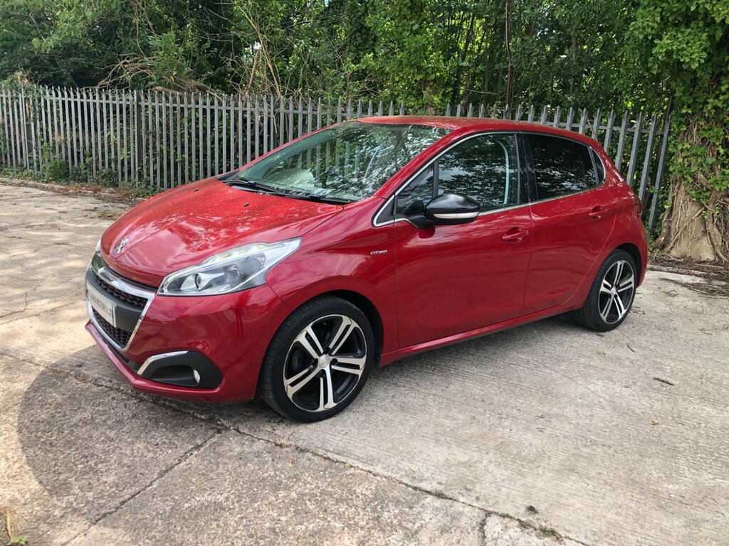Peugeot 208 1.2 Puretech Gt Line Euro 6 Ss Red #6